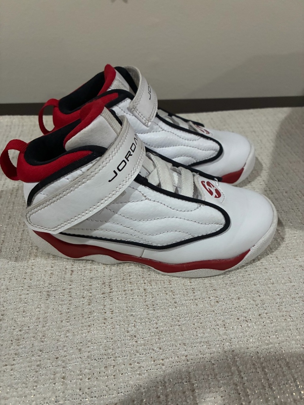 Nike Air Jordan Pro Strong Toddler Shoes Size 9C White/Black-Gym Red DC7910 101